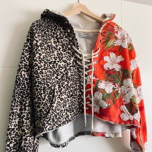 Urban Outfitters Split Hoodie, size S